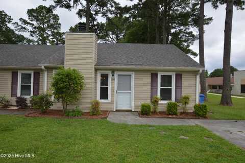 194 Village Drive, Jacksonville, NC 28546