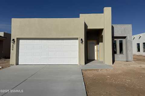 7899 San Eduardo Street, Las Cruces, NM 88012