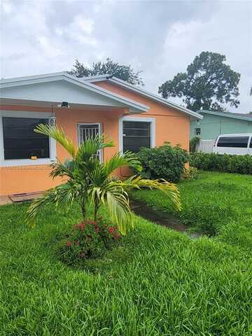 3420 NW 213th Ter, Miami Gardens, FL 33056