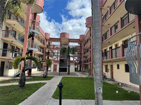 5420 W 21st Ct, Hialeah, FL 33016