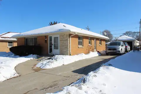 3244 S 71st St, Milwaukee, WI 53219