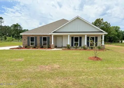 116 Firefly Drive, Lucedale, MS 39452