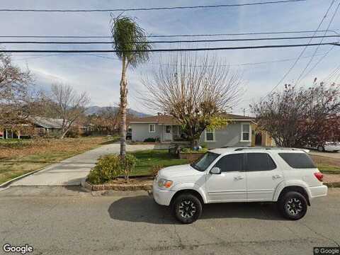 15Th, YUCAIPA, CA 92399