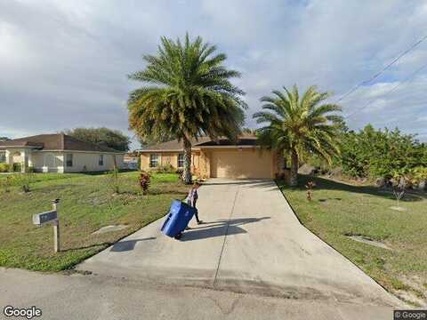 27Th, LEHIGH ACRES, FL 33976