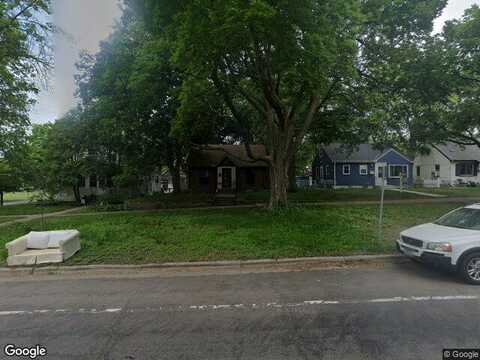 Pelham, SAINT PAUL, MN 55104