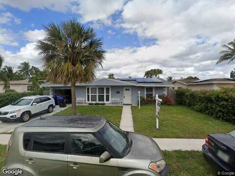 10Th, NORTH LAUDERDALE, FL 33068