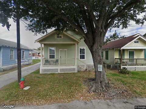 30Th, GALVESTON, TX 77550