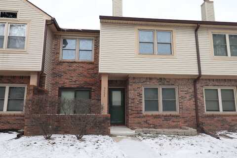 9523 Maple Way, Indianapolis, IN 46268