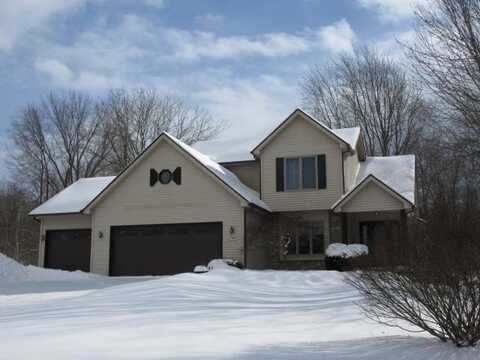 10480 Denton Creek, Fenton, MI 48430