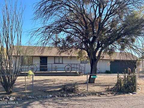 Bull Pen, TONTO BASIN, AZ 85553