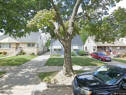 71St, MILWAUKEE, WI 53216