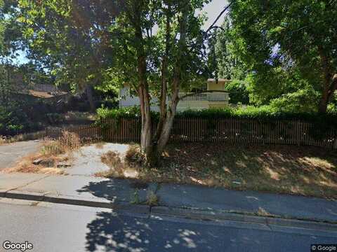 112Th, BELLEVUE, WA 98004