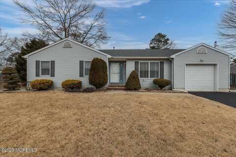 1833 3rd Avenue, Toms River, NJ 08757