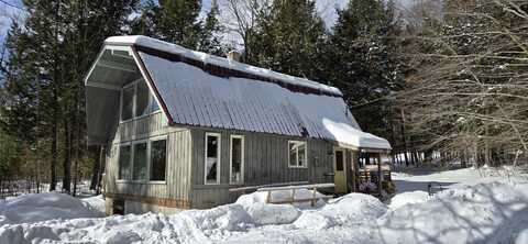 73 Vacationland Road, Harrison, ME 04040