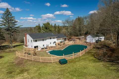 94 S Quaker Hill Road, Pawling, NY 12564