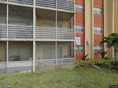 21St, LAUDERDALE LAKES, FL 33311