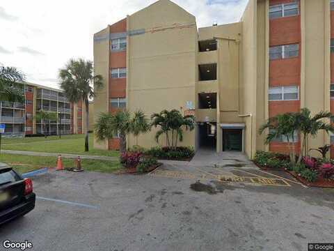 21St, LAUDERDALE LAKES, FL 33311