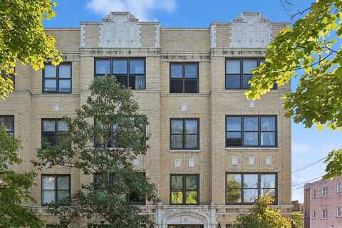 1549 W Sherwin Avenue, Chicago, IL 60626