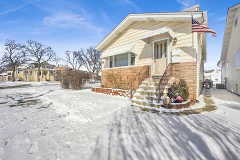 5942 W Thorndale Avenue, Chicago, IL 60646