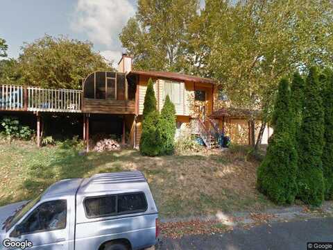 68Th, SEATTLE, WA 98178