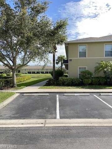 Gervais Cir, Naples, FL 34120