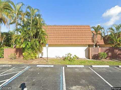 Cedarbend Dr, Fort Myers, FL 33919