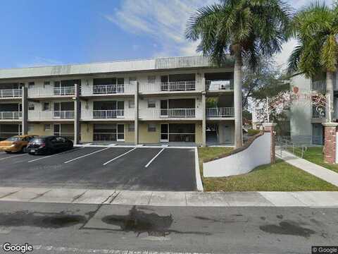 Layne, HALLANDALE BEACH, FL 33009