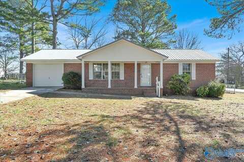 21 SW Walker Drive, Arab, AL 35016