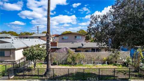 1701 Cedar Street, Santa Ana, CA 92707