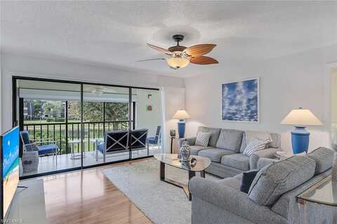 Spoonbill Ln, Naples, FL 34105