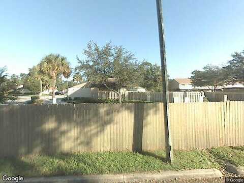 Plaza Gate Ln S, Jacksonville, FL 32217