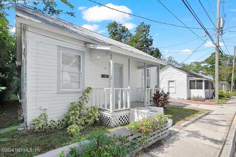 Bernard St, Saint Augustine, FL 32084