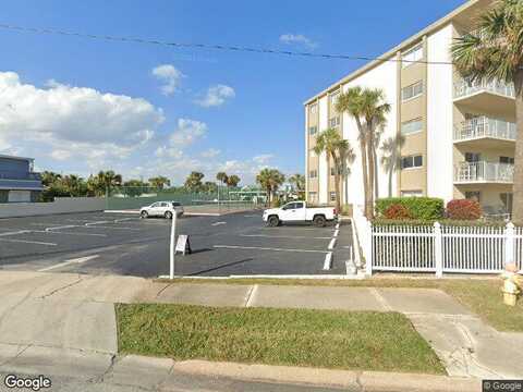 Young Ave, Cocoa Beach, FL 32931