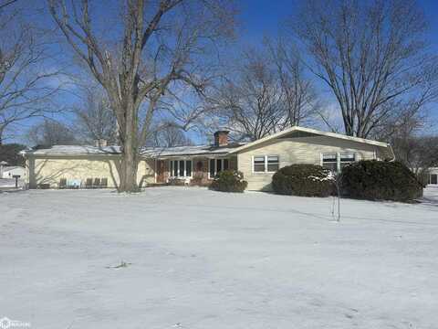 304 S Cedar Street, Wapello, IA 52653