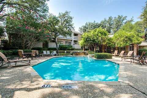 Royal Lane #703, Dallas, TX 75231