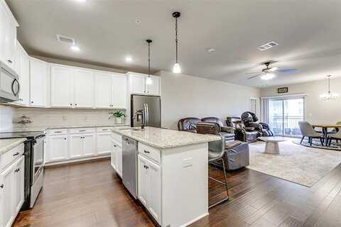 Wittington Place #1304, Farmers Branch, TX 75234