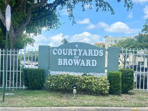 N Lauderdale Ave, North Lauderdale, FL 33068