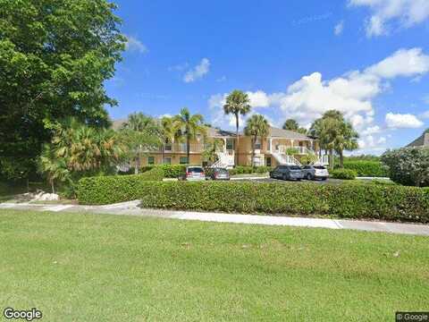 Mainsail Dr, Naples, FL 34114