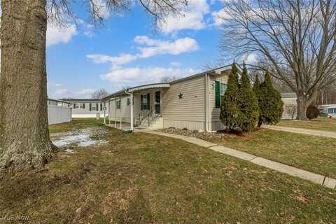 9 Brightwood Lane, Olmsted Falls, OH 44138