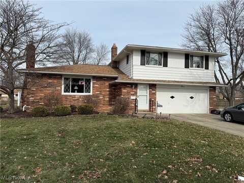 13540 Indian Creek Drive, Middleburg Heights, OH 44130