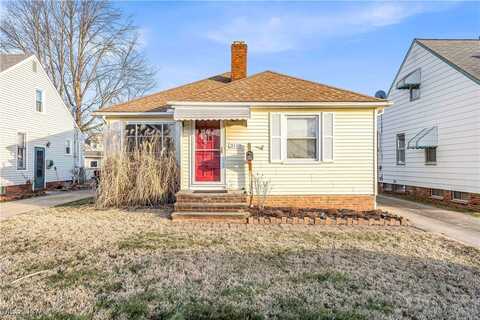 3118 Russell Avenue, Parma, OH 44134