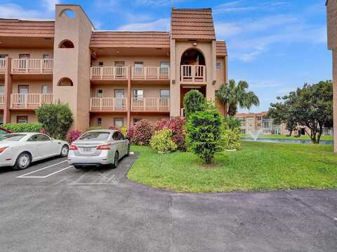 Sunrise Lakes Blvd, Sunrise, FL 33322