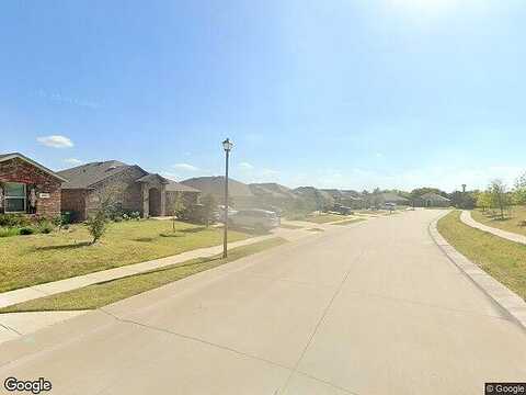 Draper Dr, Garland, TX 75043