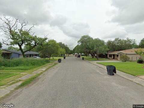 Anderson Dr, Alice, TX 78332