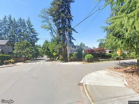 Ne 100Th St, Kirkland, WA 98033