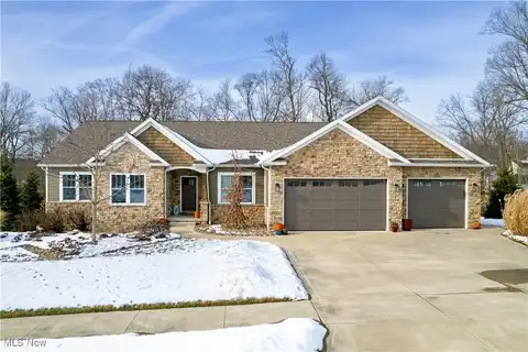 2070 Lochwood Glen, Wooster, OH 44691