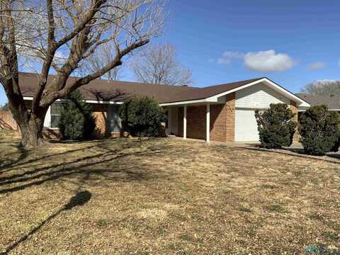 400 Chanticleer Place, Clovis, NM 88101