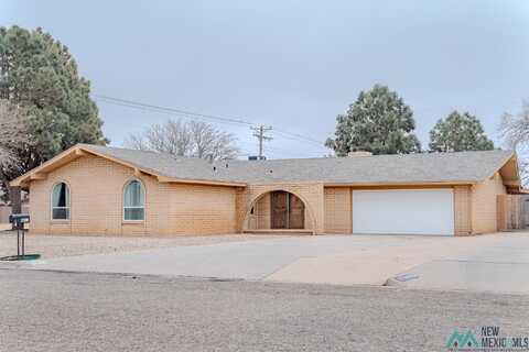 1433 Eastridge Drive, Clovis, NM 88101