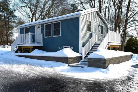 9 Hilda Avenue, Derry, NH 03038