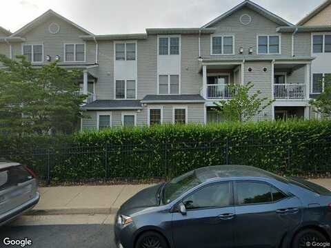 Fair Briar Ln # 12801, Fairfax, VA 22033